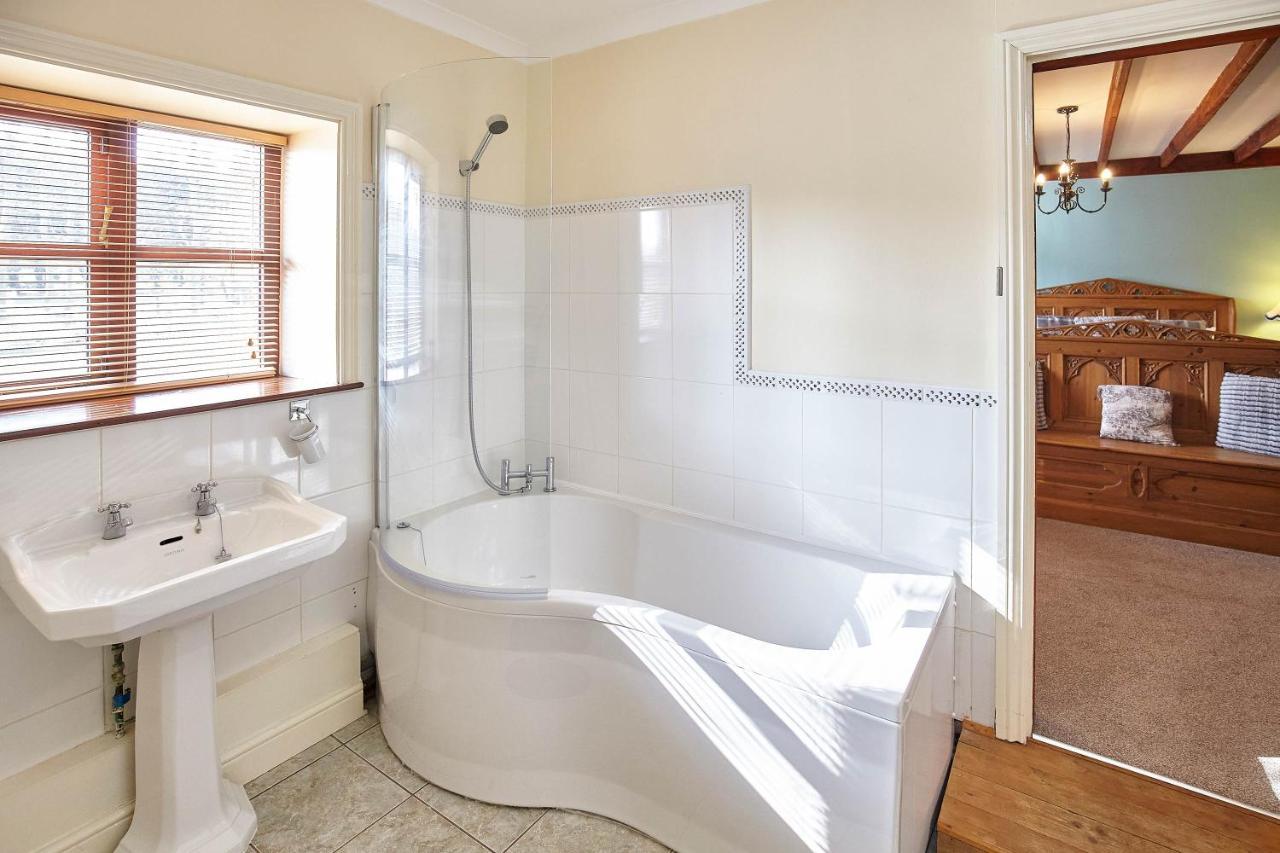 Host & Stay - The Arches Cottage Brotton 외부 사진