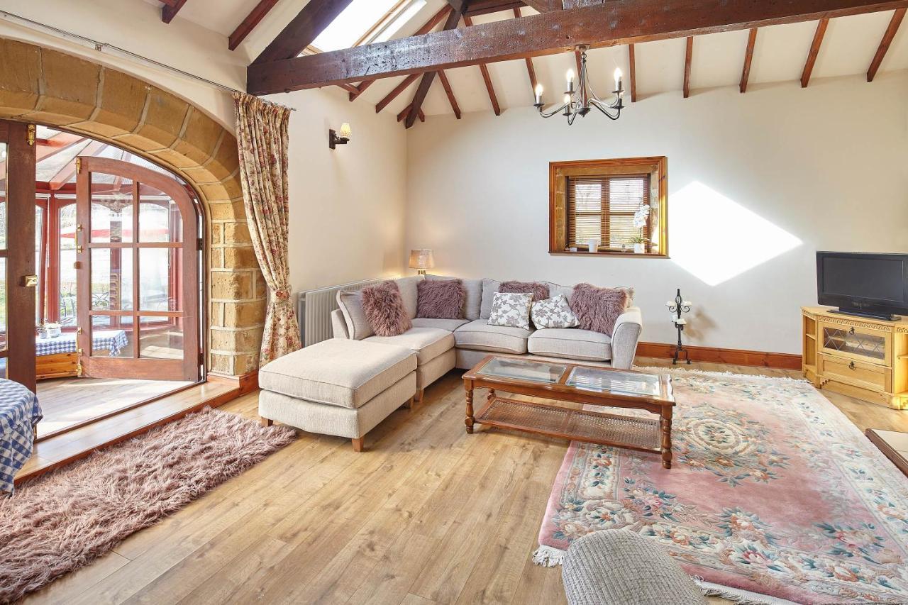 Host & Stay - The Arches Cottage Brotton 외부 사진