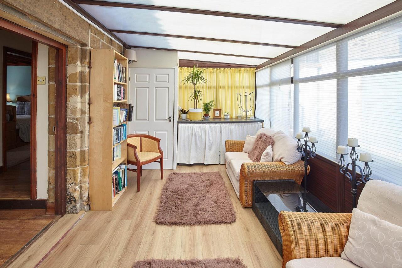 Host & Stay - The Arches Cottage Brotton 외부 사진